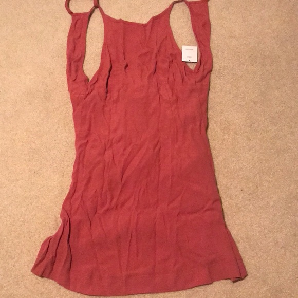 Too small - Picture 3 of 5